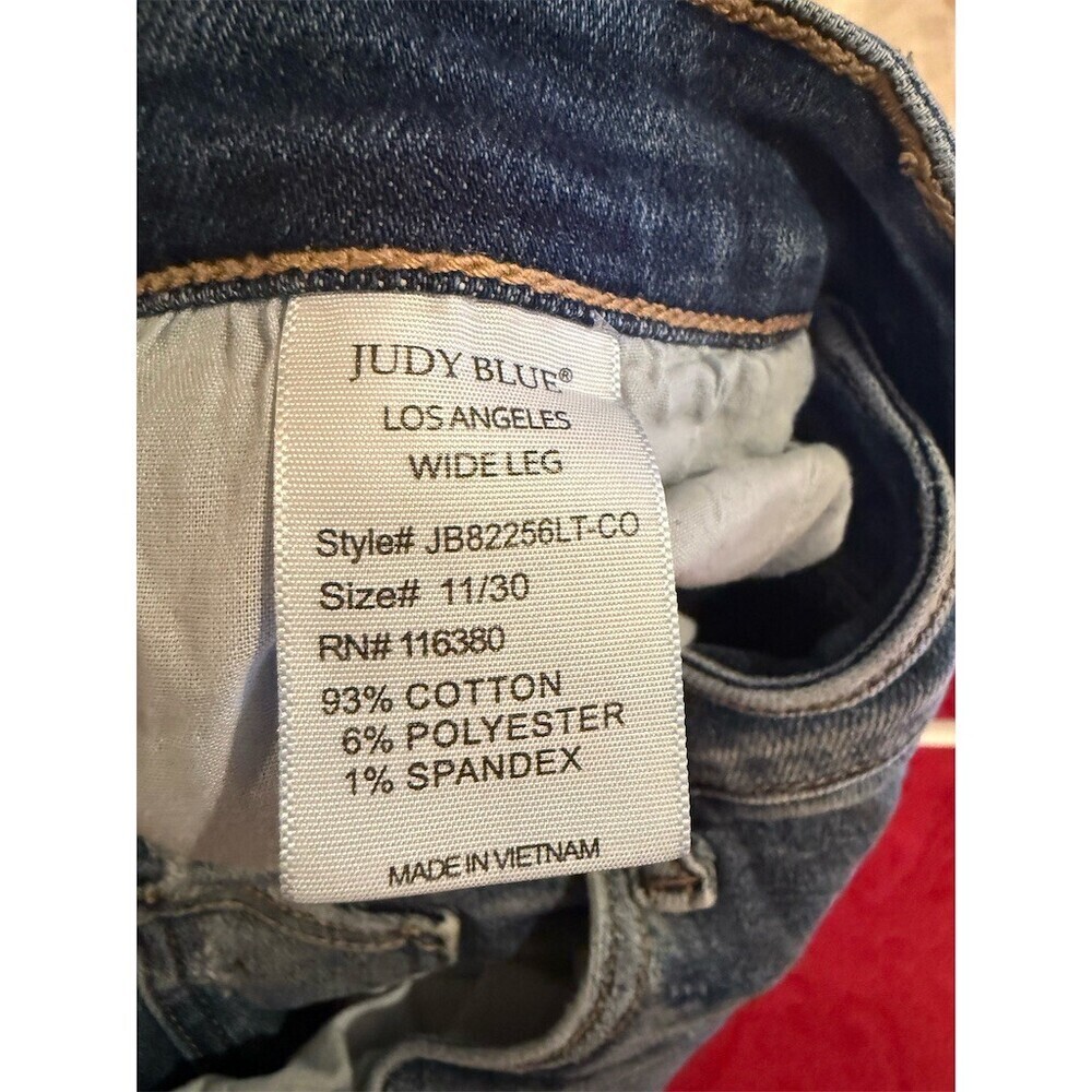Judy Blue Jeans Womens Size M Blue High Rise Distressed Straight Crop - Picture 13 of 16